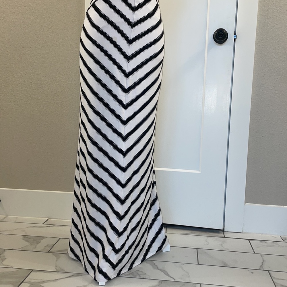 Maxi Dress Size XS - Picture 4 of 11